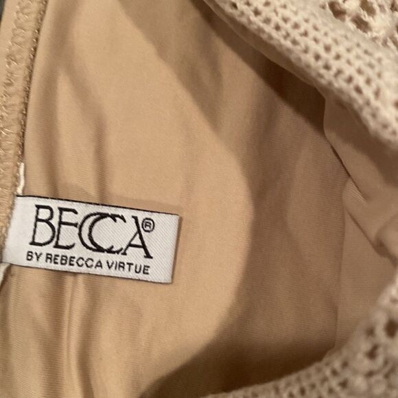 BECCA Sandy Home Spun Crocheted Bikini Halter Size Small - Picture 6 of 11